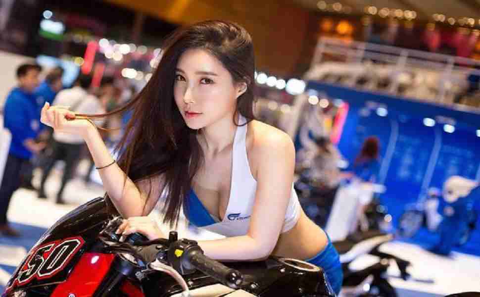 西瓜从六楼扔下竟完好无损，雷军说的“防弹涂层”到底是什么？