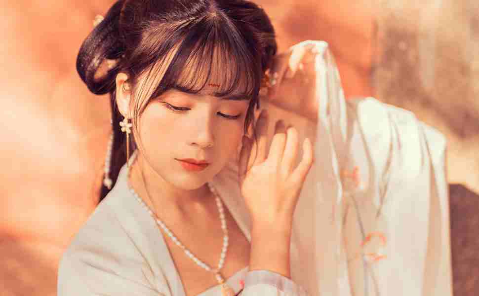 适合做站群的cms